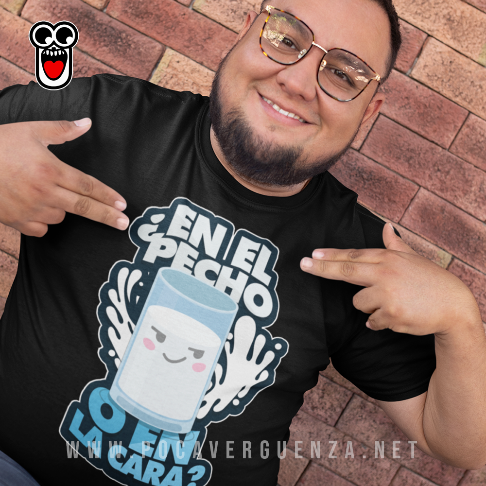 En El Pecho La Cara pocaverguenza Camisetas